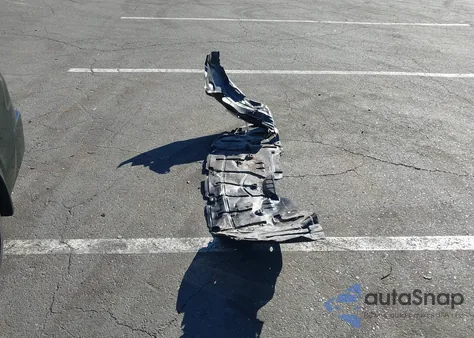 2025 Toyota Camry Xse z USA, uszkodzony, nr VIN 4T1DAACK4SU175408